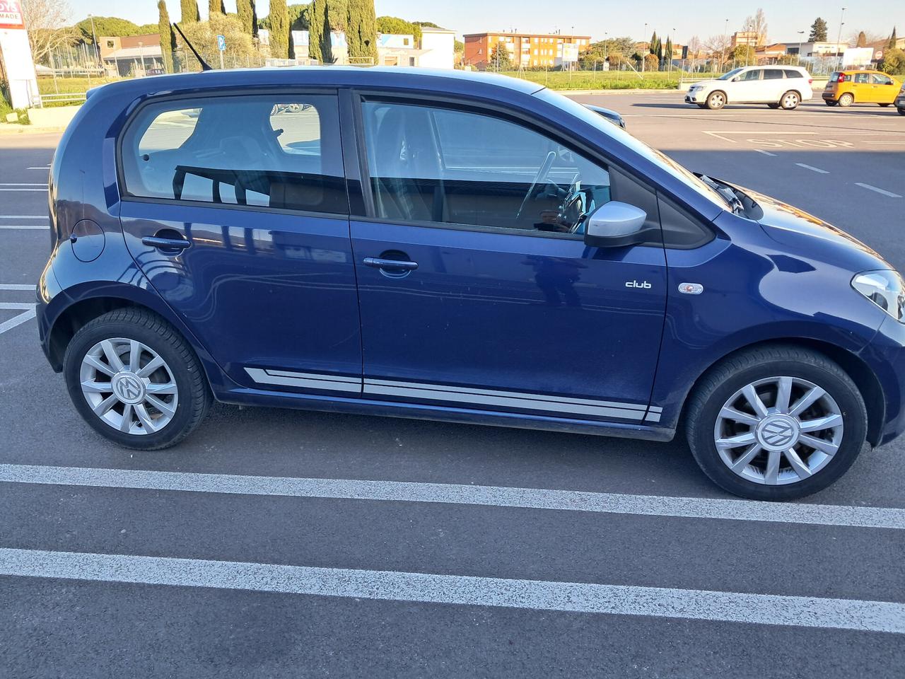 Volkswagen up! 1.0 75 CV 5p. move up!