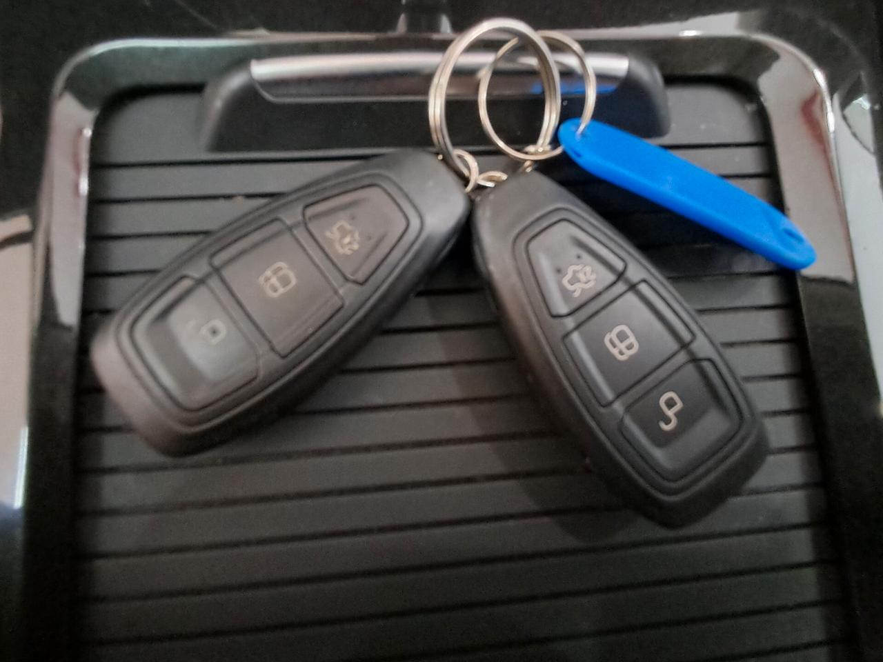 Ford Kuga Autom.Com.Volante Per Diversamente Abili