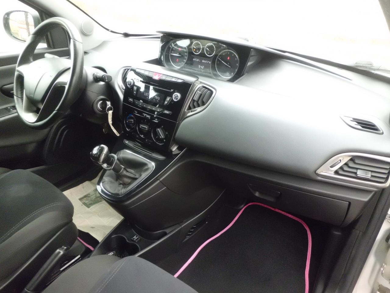 Lancia Ypsilon 1.2 69 CV 5 porte GPL Ecochic Elle