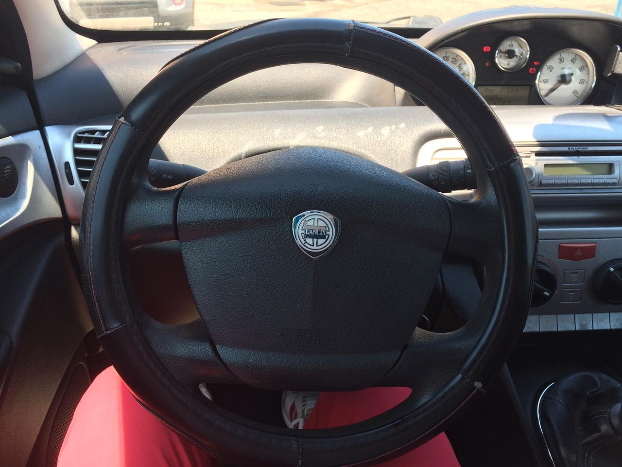 2007 Lancia Ypsilon 1.2 Passion tagliandata ! per neopatentati!