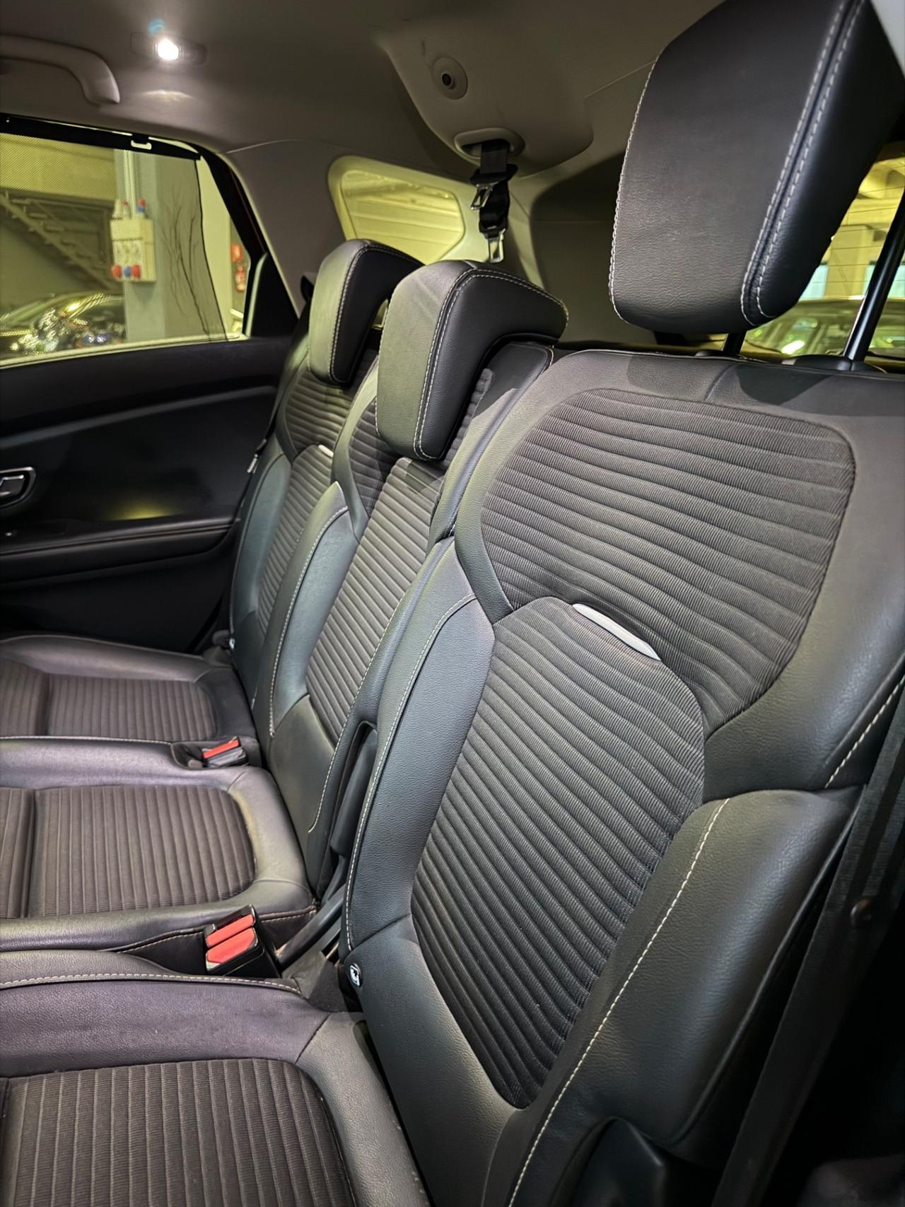 Renault SCÈNIC 1.5 dCi EU6B BOSE INITIALE PARIS
