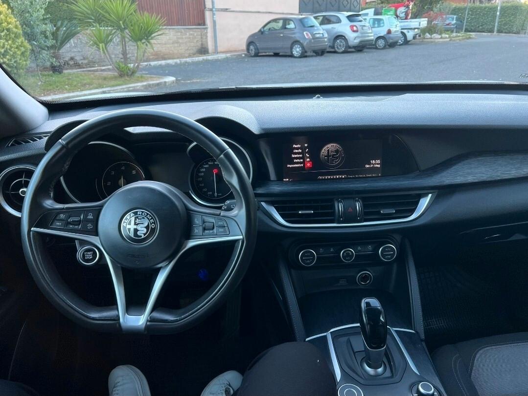 Alfa Romeo Stelvio 2.2 Turbodiesel 160 CV