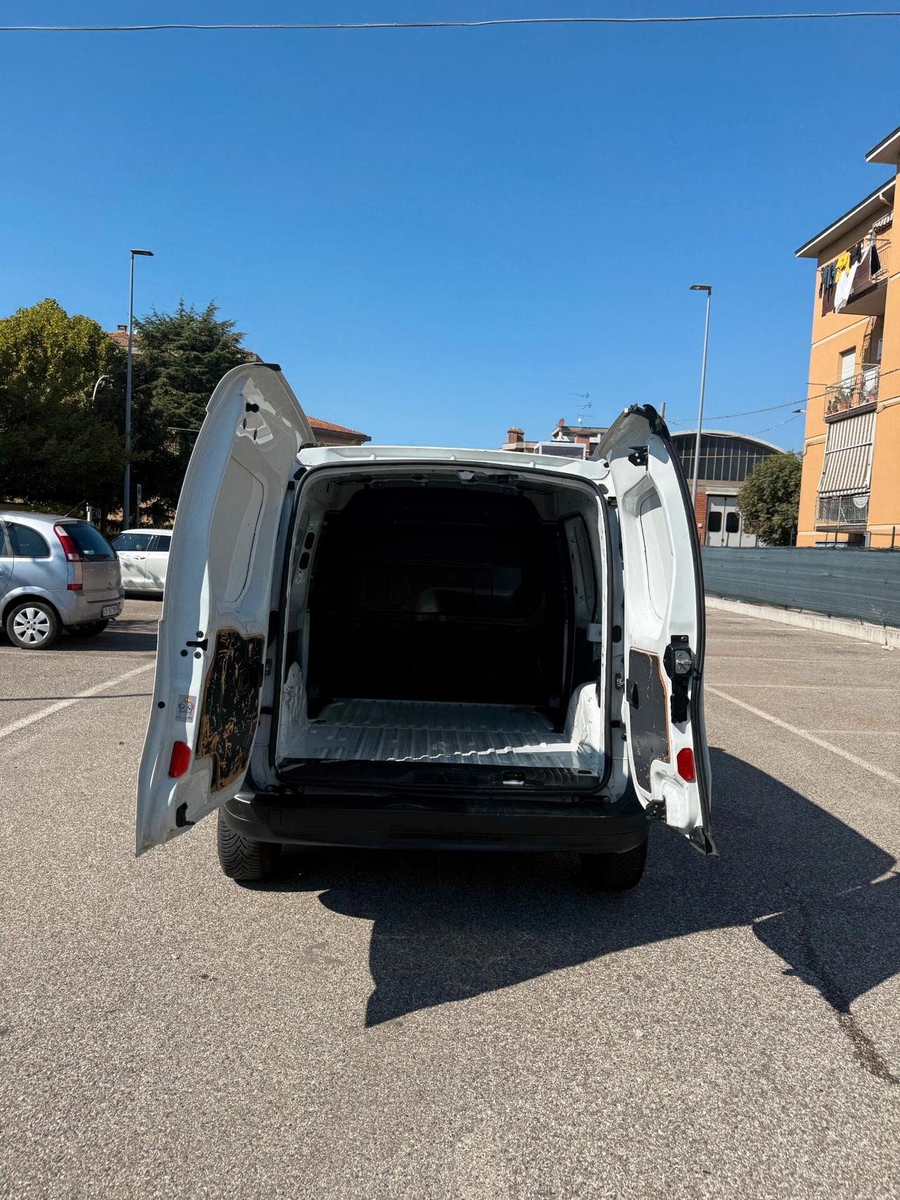 Renault Kangoo 1.5 dci - NEOPATENTATI - OTTIME CONDIZIONI -