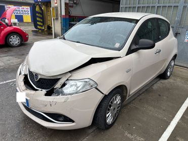 Lancia Ypsilon 1.2 69 CV 5 porte GPL Ecochic Gold