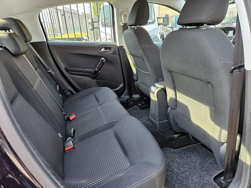 Peugeot 208 Allure BlueHDi 75cv