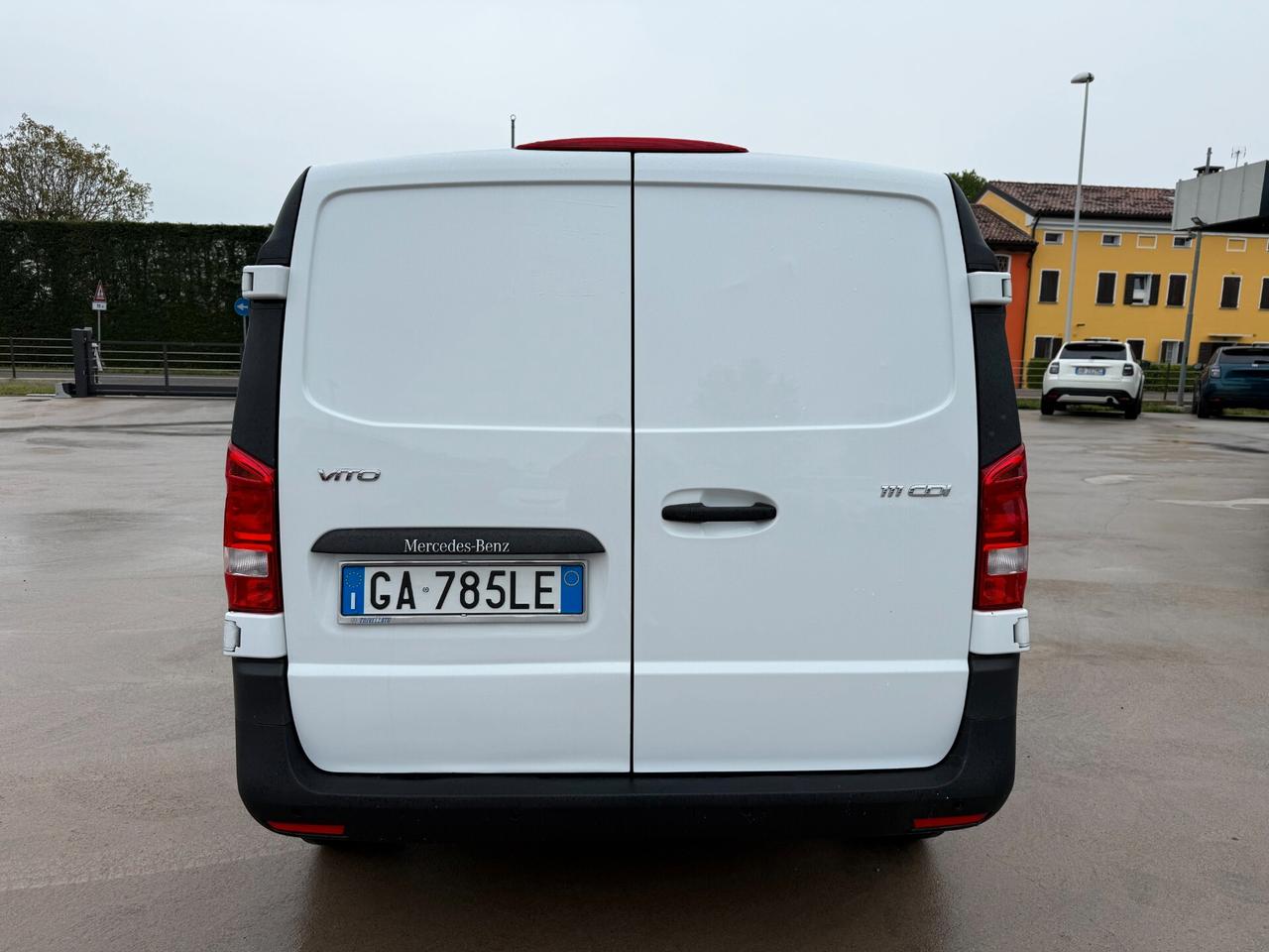 Mercedes-benz Vito 111 CDI 116 CV Furgone Compact