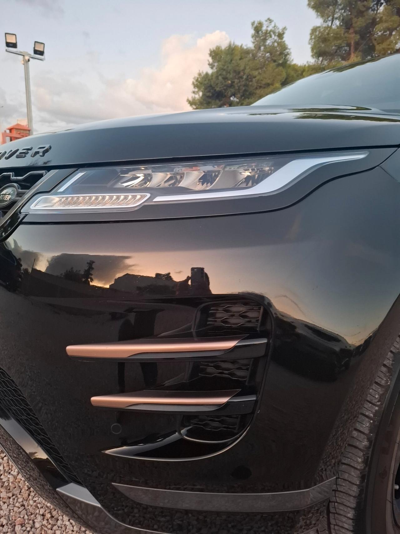 L. R. RANGE ROVER EVOQUE*R-DYNAMIC*TOTAL BLACK*LED*