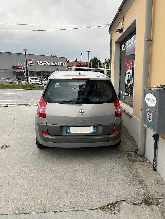 Renault Scenic 1.6 16V Confort Dynamique
