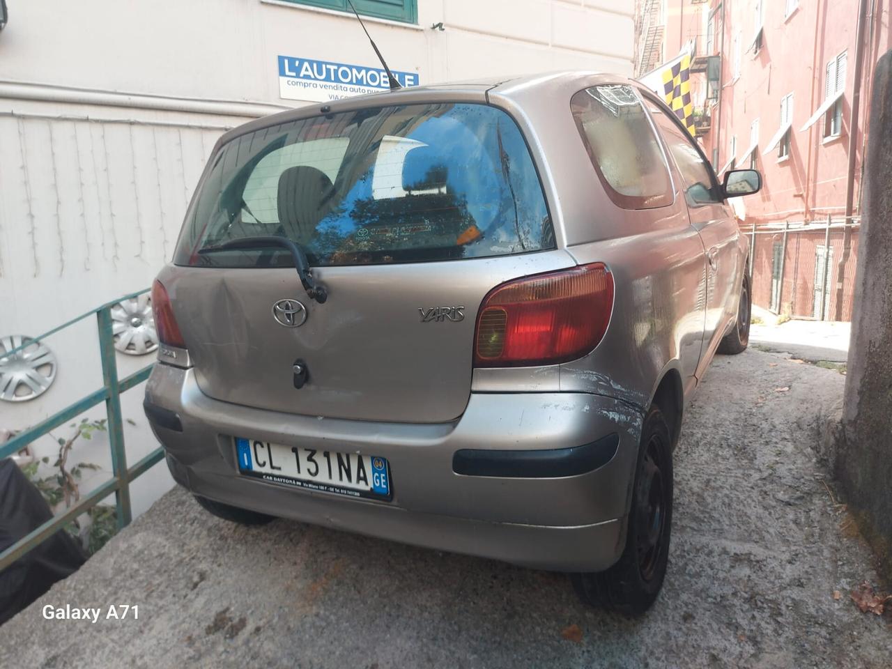 Toyota Yaris 1.3i 16V cat 3 porte Sol Blue