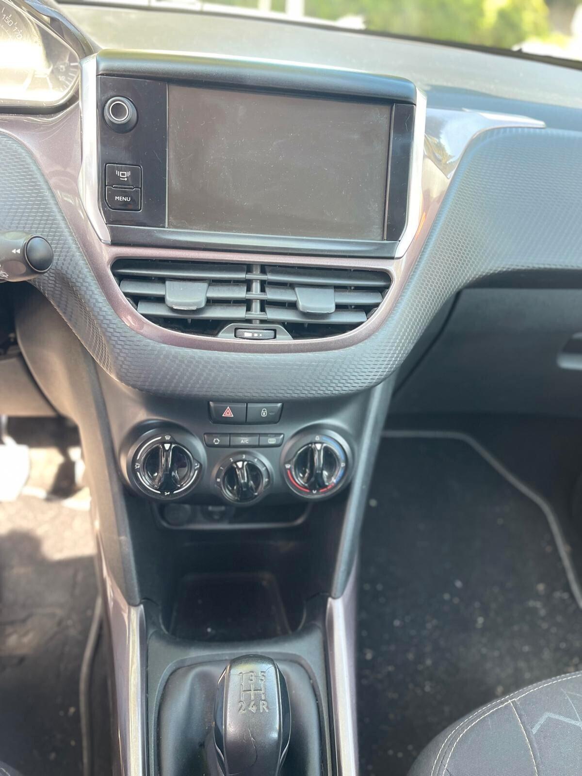 Peugeot 2008 1.6 e-HDi 92 CV Stop&Start Allure