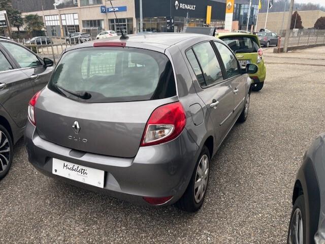 Renault Clio 1.2 16V 5 porte Dynamique