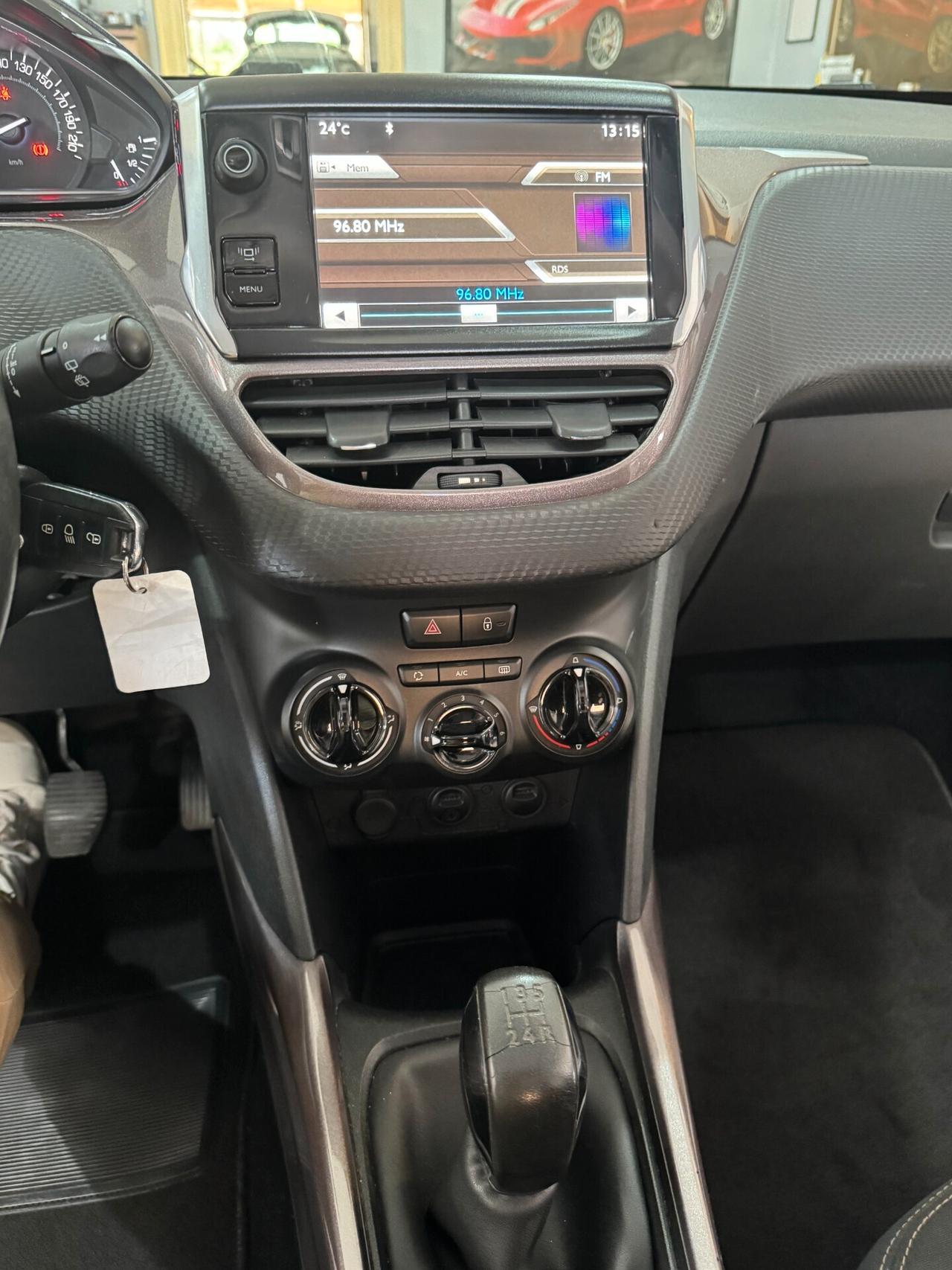 Peugeot 2008 PureTech 82 cv. Allure NAVIGAT.-OK NEOPATENTATI