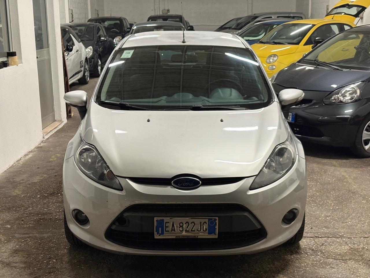 Ford Fiesta 1.4 5 porte Bz.- GPL Titanium