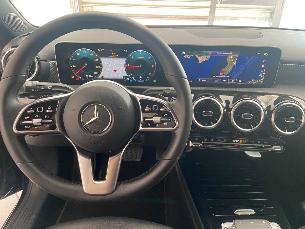 MERCEDES-BENZ A 180D AUTOMATIC SPORT
