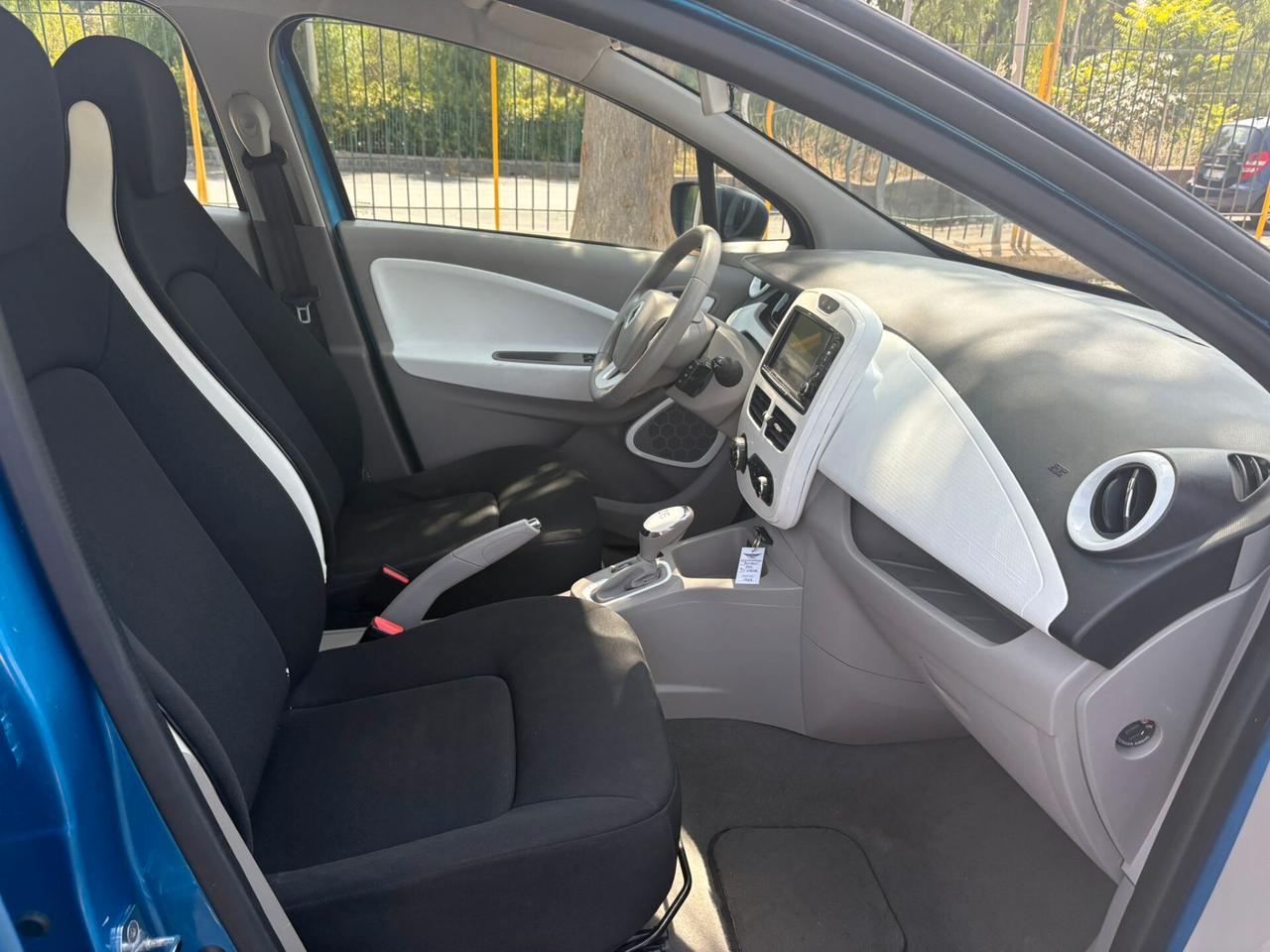 RENAULT ZOE LIFE Q90 - 2019