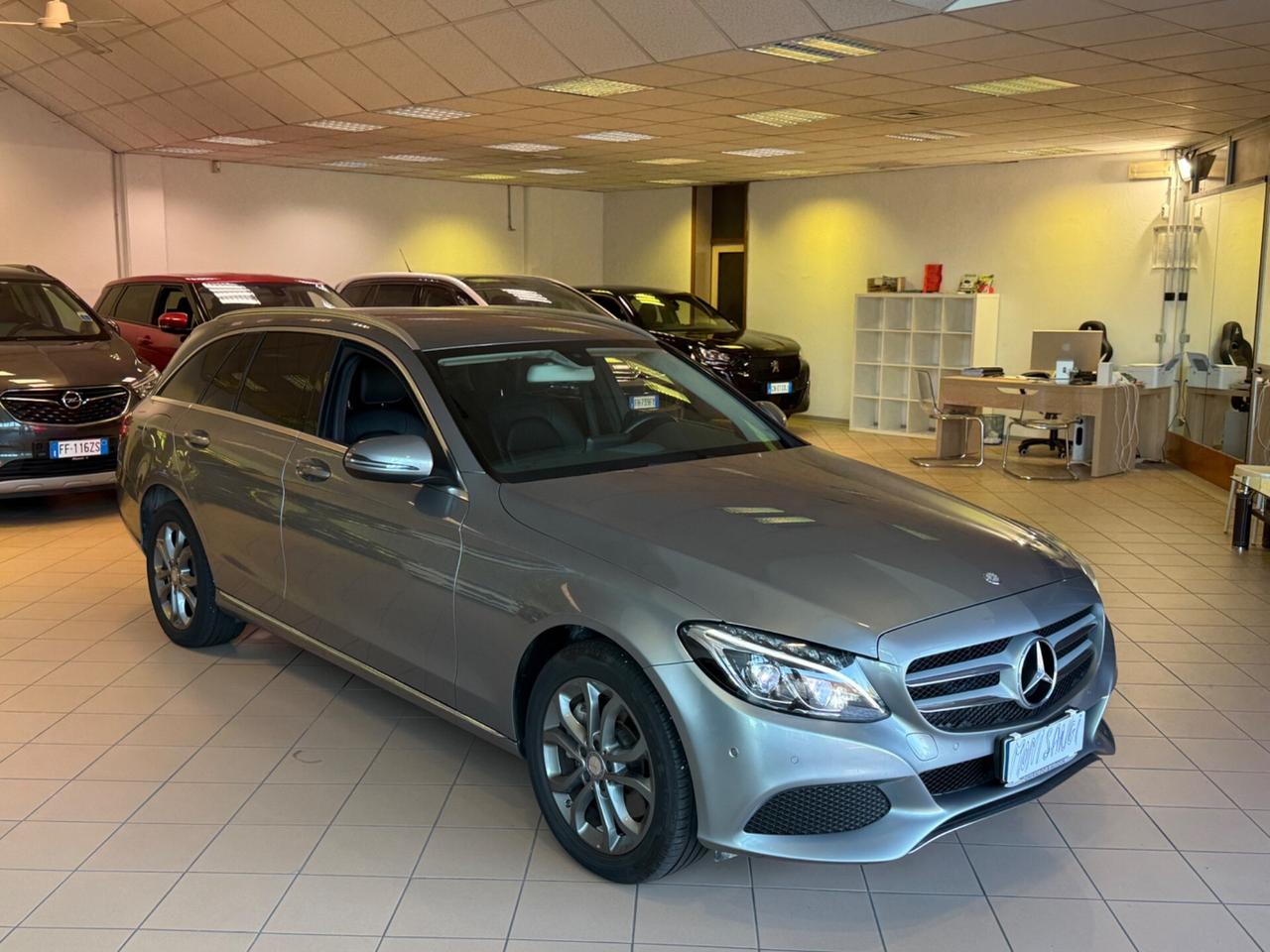 Mercedes-benz C 250 2.2CDI 4Matic Automatic Premium