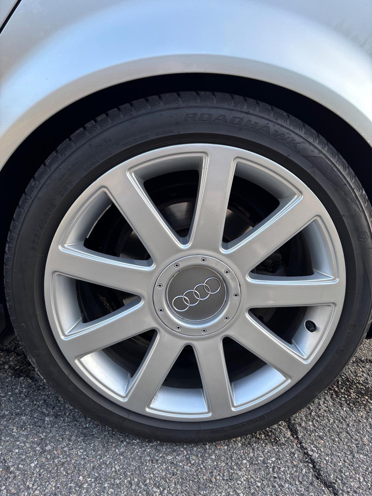 Audi S4 4.2 V8 344CV