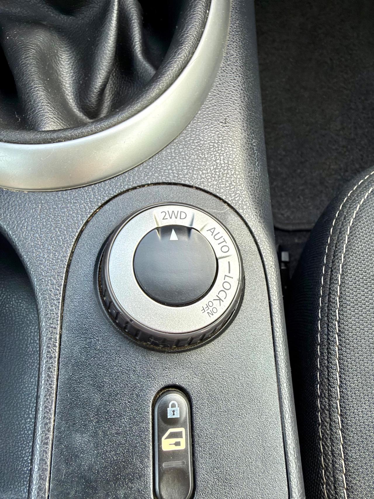 NISSAN QASHQAI 4X4 - TEKNA - GARANZIA