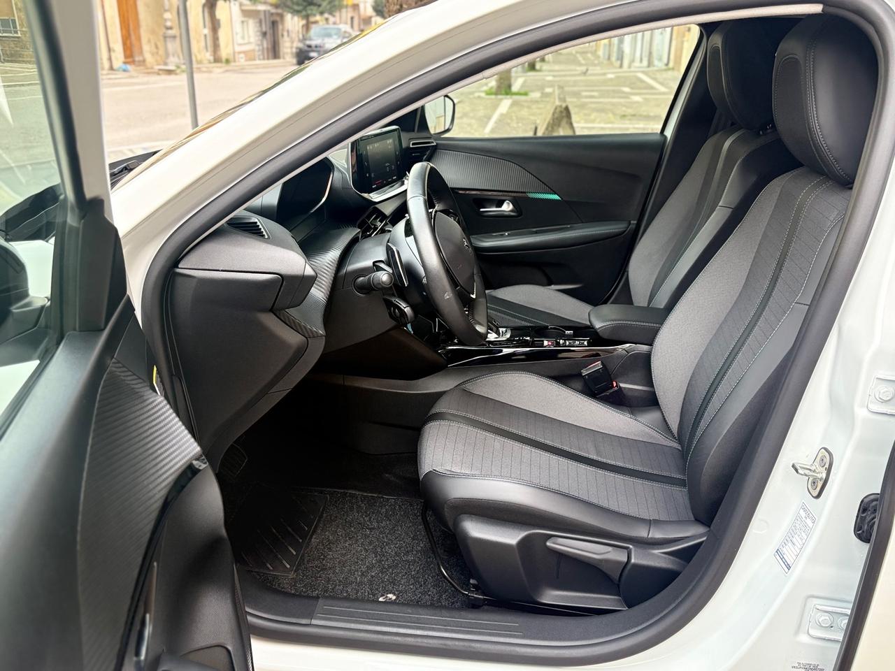 Peugeot 208 PureTech 100 CV EAT8 5P Allure FULL/LED