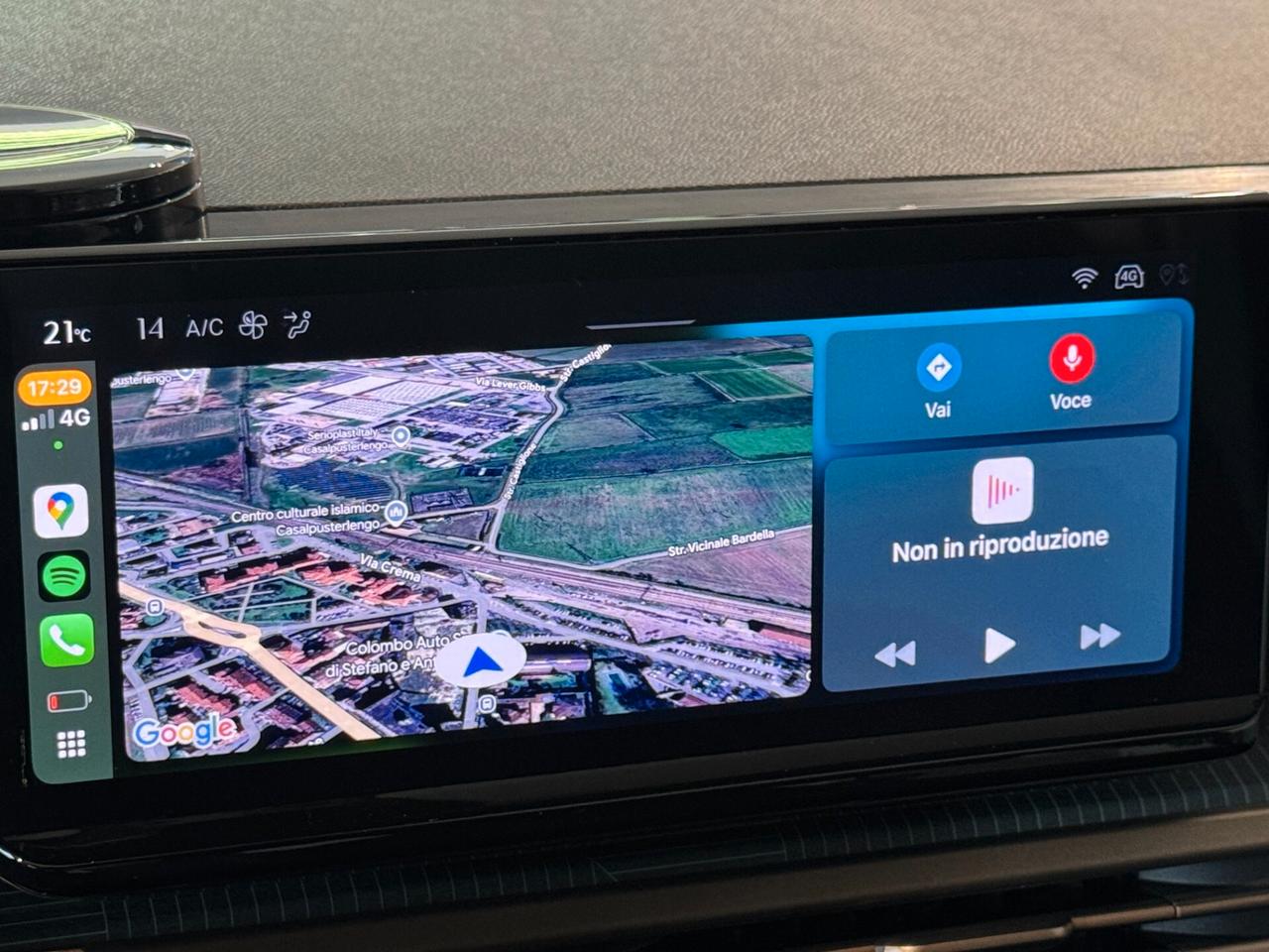 Lancia Ypsilon 1.2 mhev LX 110cv e-dct Led App conn Cam 17" Neopat