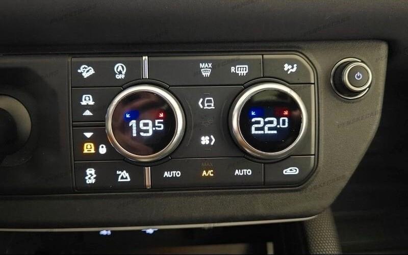 Land Rover Defender 110 3.0D I6 250 CV AWD Auto X-Dynamic HSE 04/2021 EURO 6D