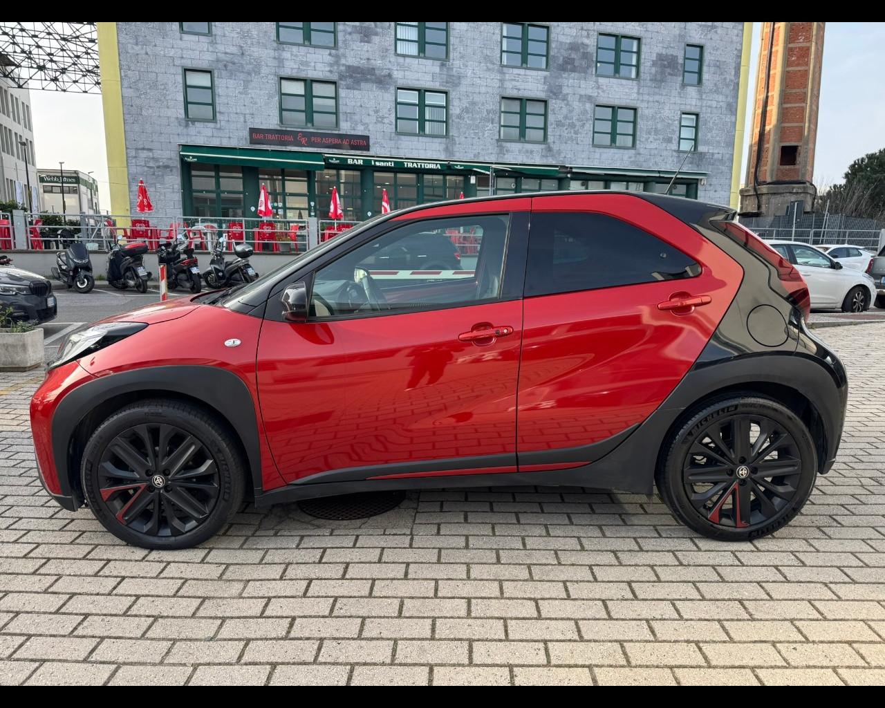 TOYOTA Aygo X - Aygo X 1.0 VVT-i 72 CV 5 porte Lounge S-CVT