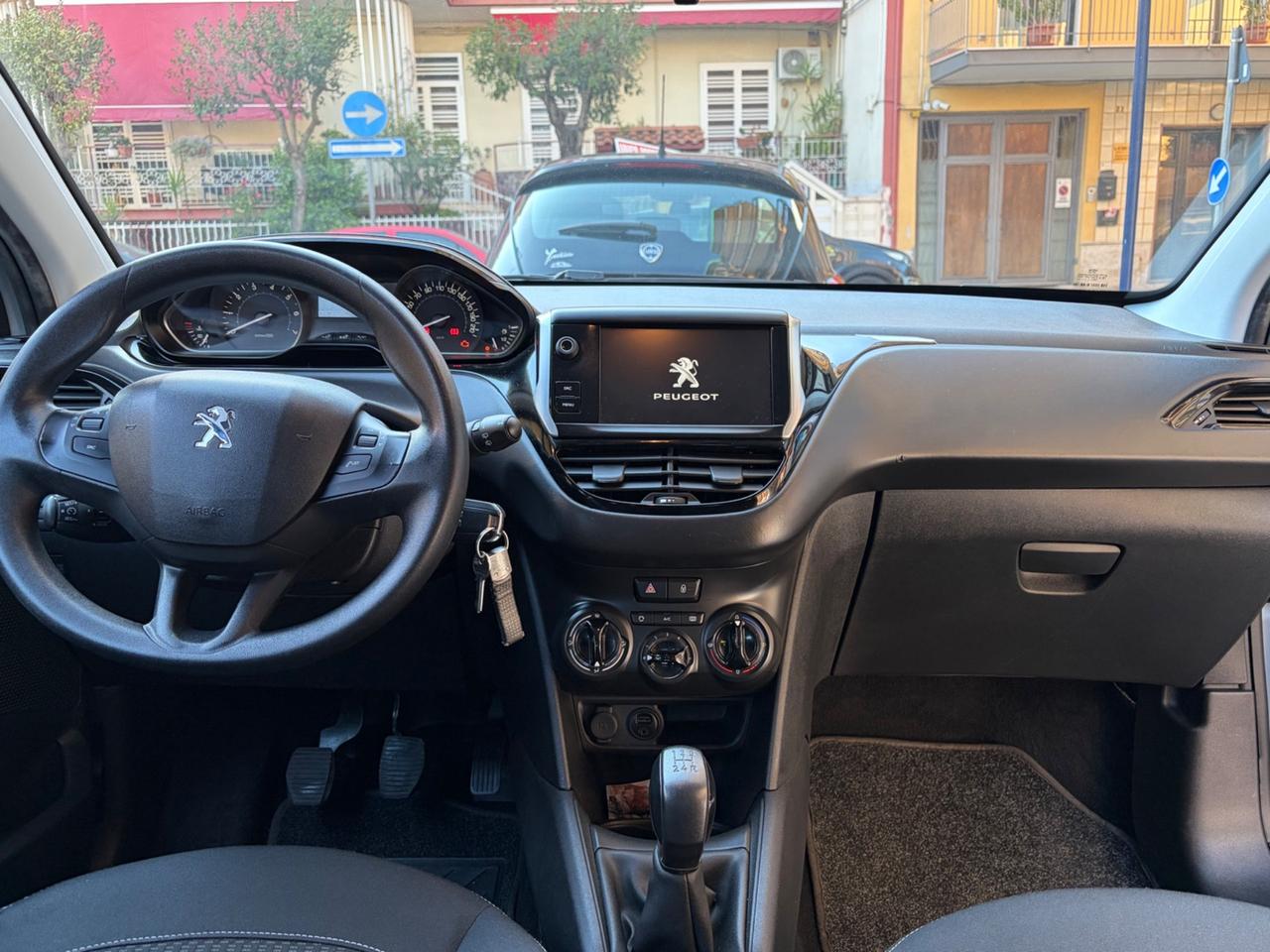 Peugeot 208 PureTech 82 3 porte Active