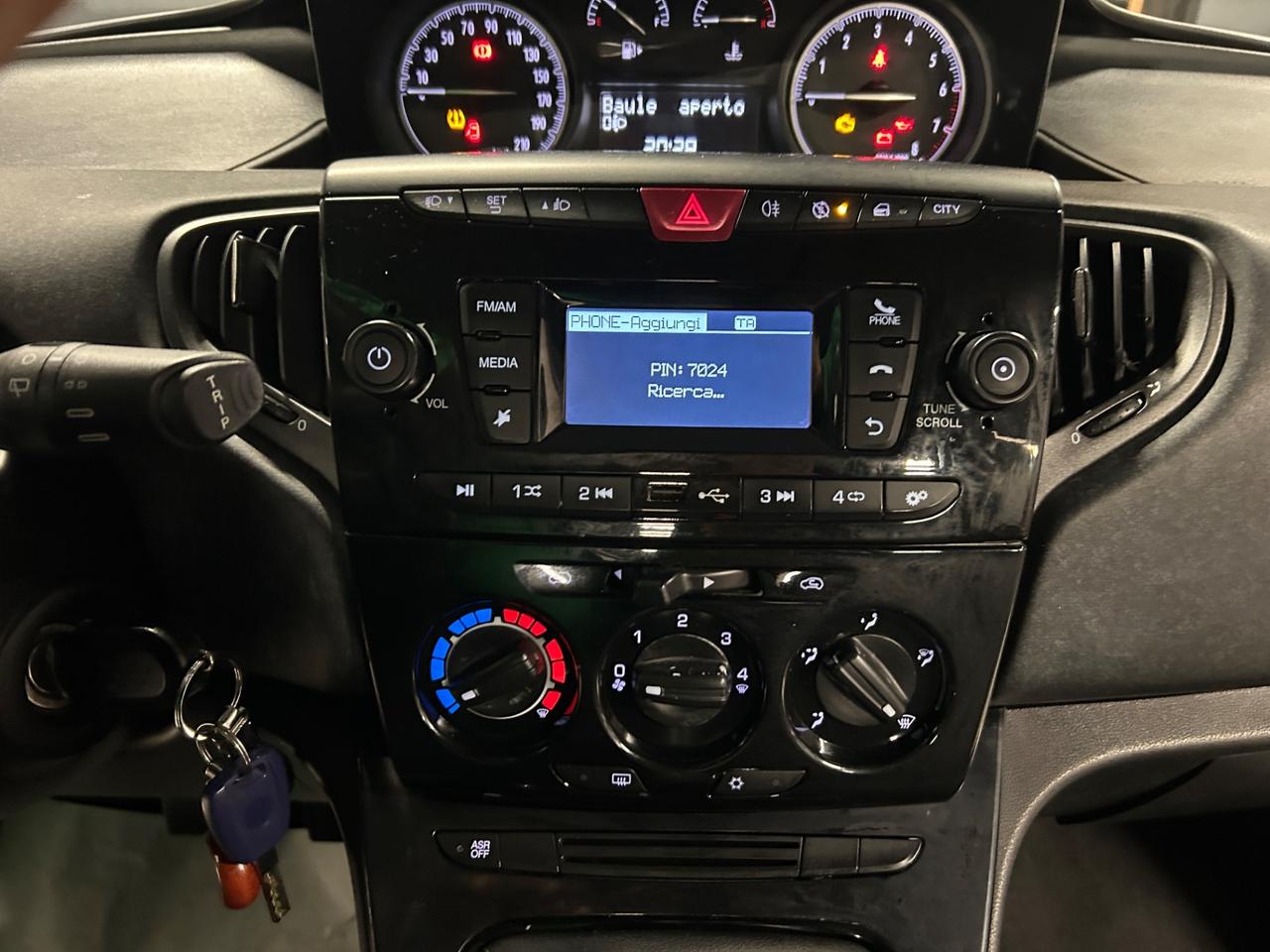 Lancia Ypsilon 1.2 benzina 51 kw 2018