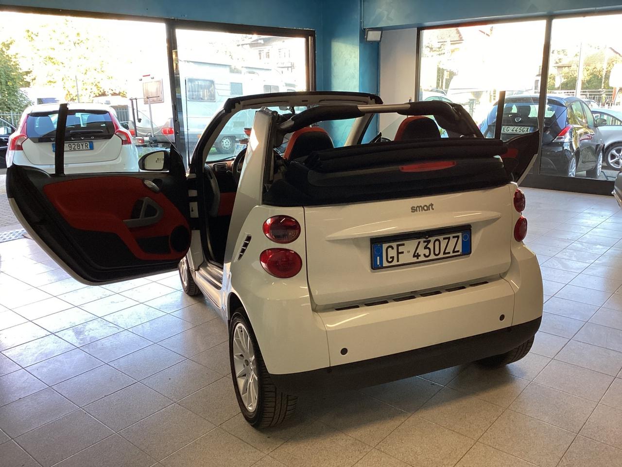 Smart ForTwo 1000 52 kW MHD cabrio passion