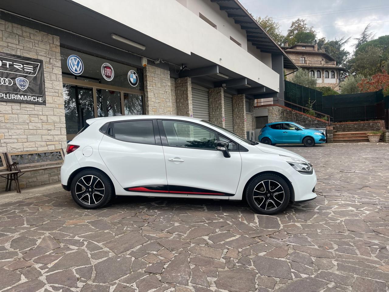 Renault Clio 1.5 dCi 8V 75CV 5 porte Costume National NEO PATENTATI