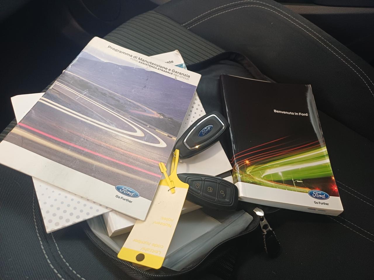 Ford C-Max 1.6 tdci 115 CV Titanium Plus