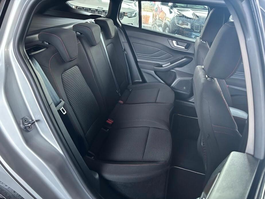 Ford Focus 1.0 EcoBoost Hybrid 125 CV ST-Line AUT.