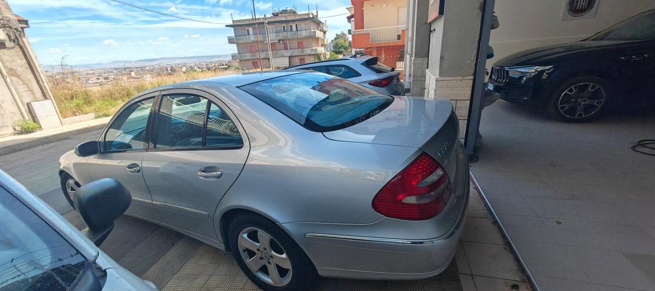 Mercedes-benz E 270 CDI cat Avantgarde