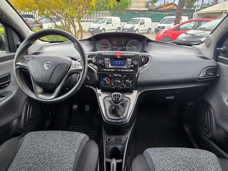 Lancia Ypsilon 1.2 69 CV 5 porte+ GPL Ecochic Gold