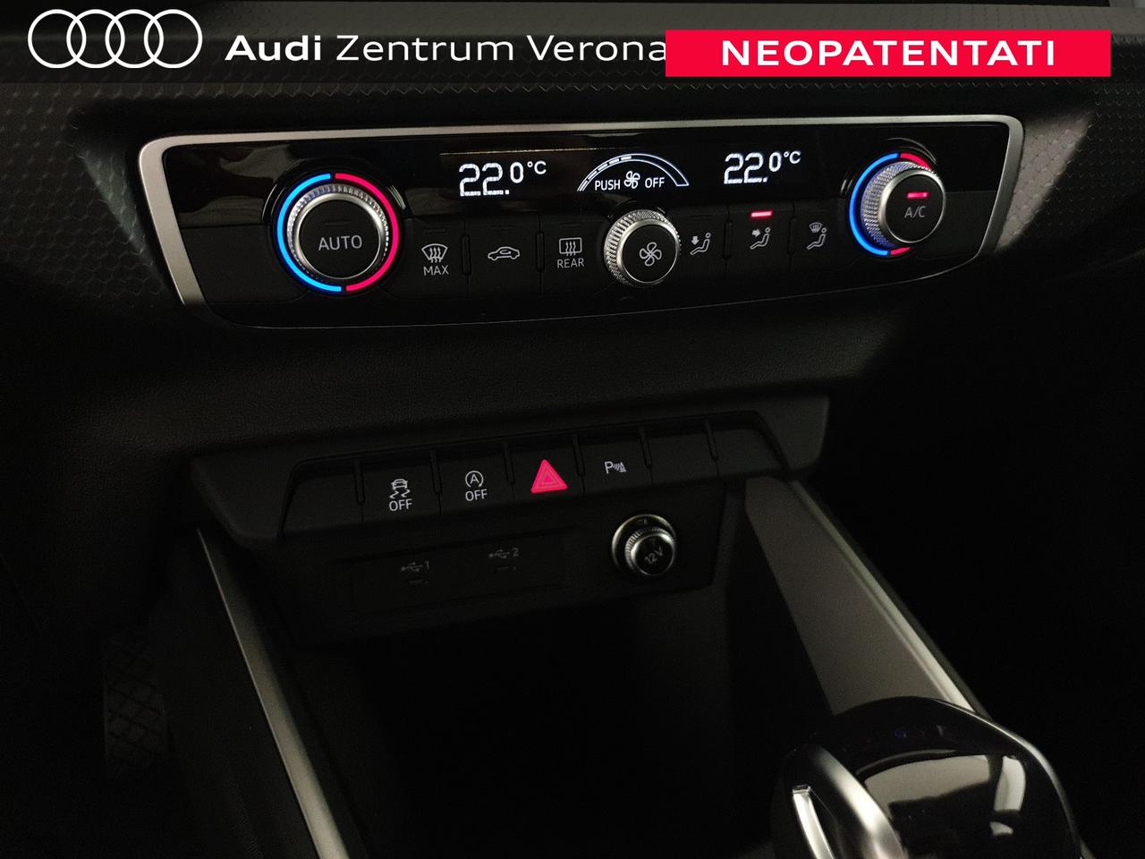 Allstreet 30TFSI 116CV S tronic Identity Contrast