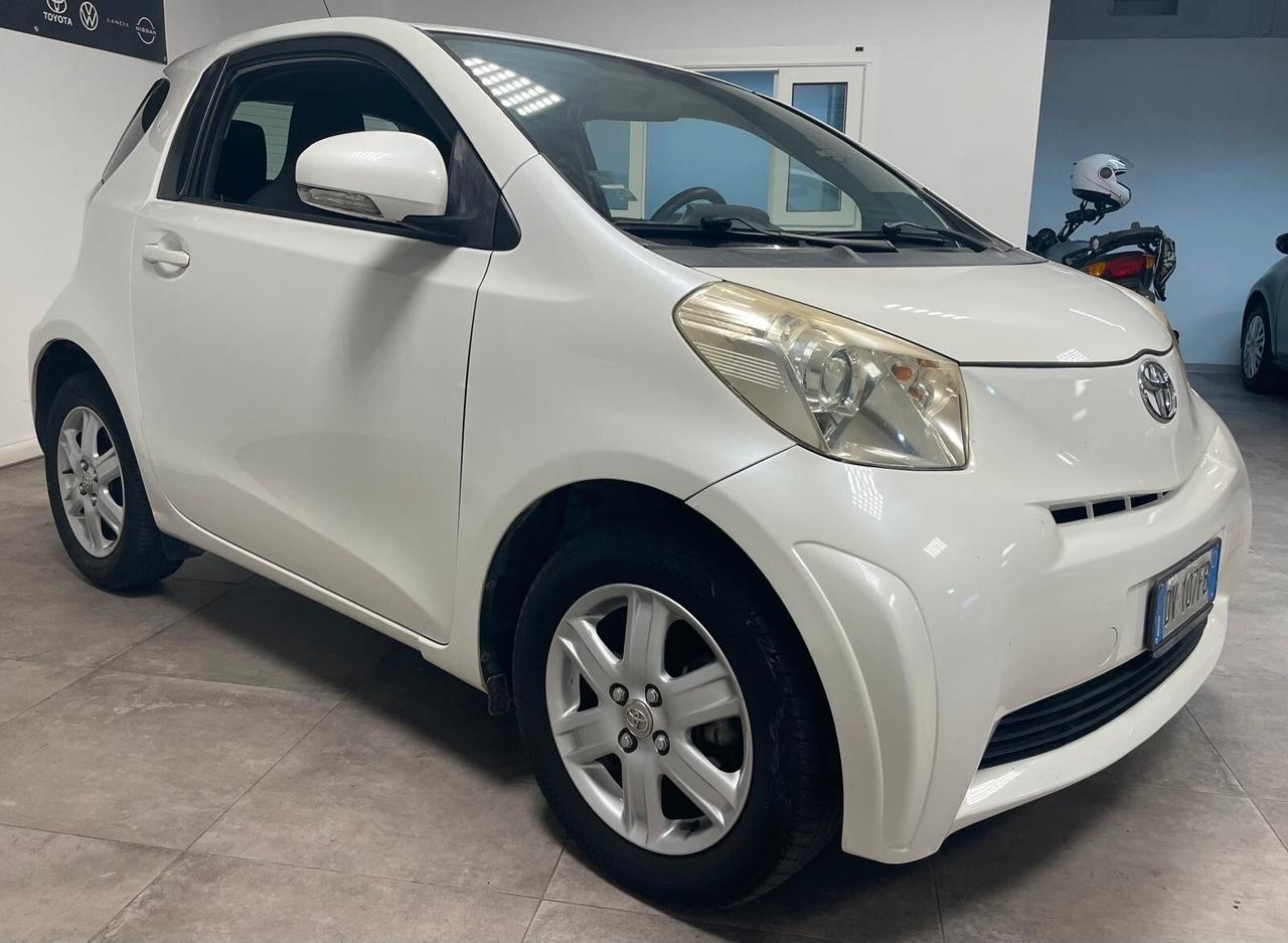 TOYOTA iQ 1.0 - OK NEOPATENTATI - AUTOMATICO