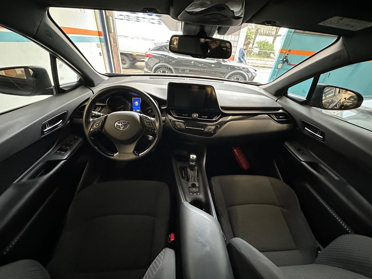 C-HR 1.8 Hybrid E-CVT Active