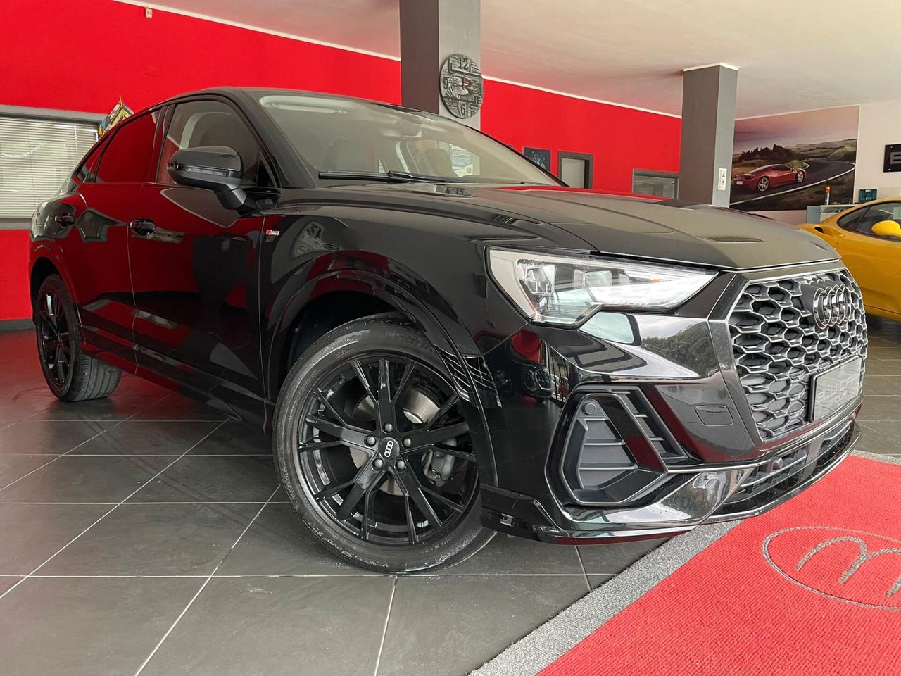AUDI Q3 SPTB 35 Tdi S-LINE S-TRONIC TOTAL BLACK