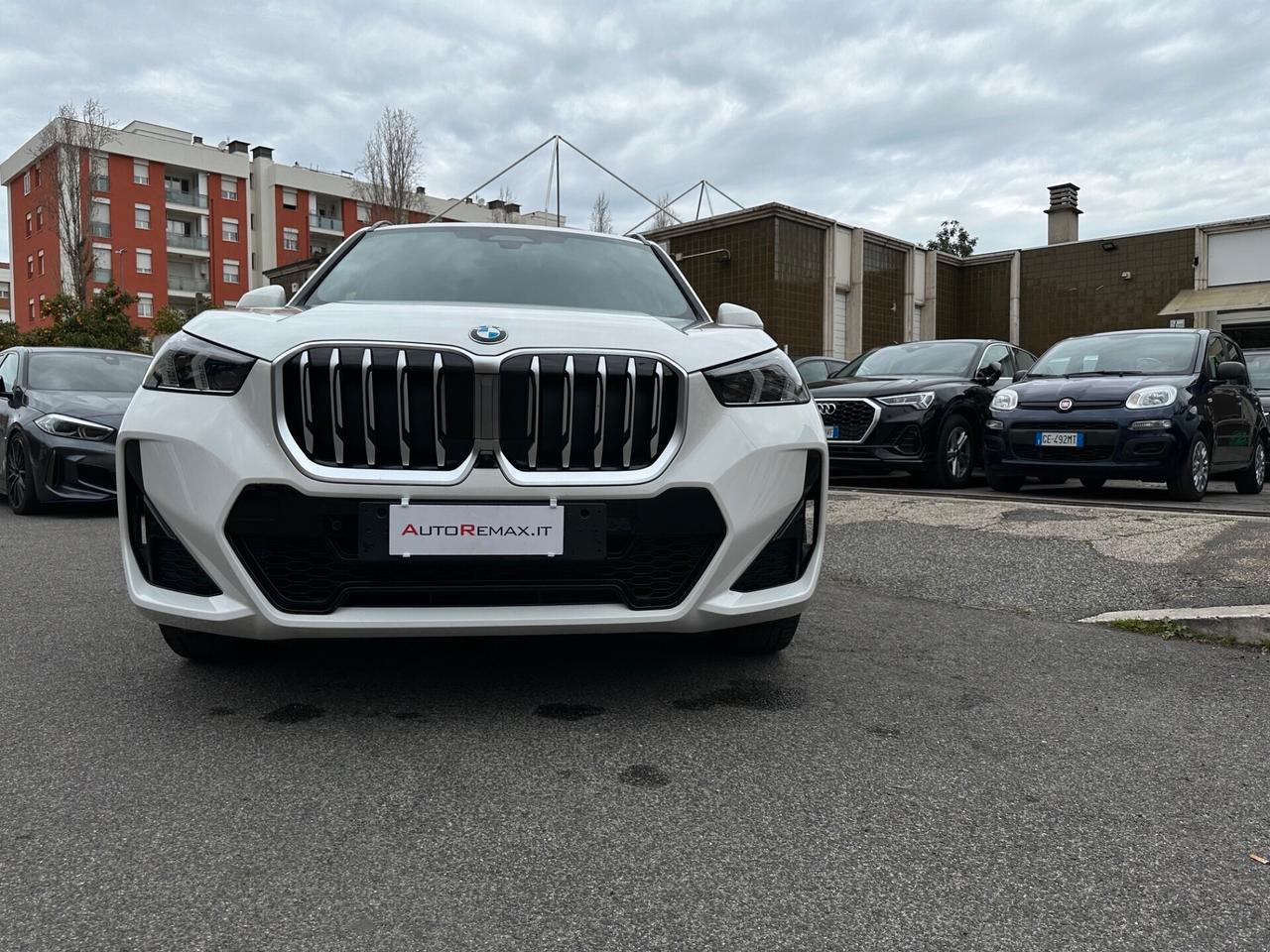 Bmw X1 18i MSport Edition, Tetto panoramico, Harman Kardon, 18"