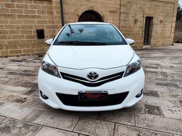 Toyota Yaris 1.0 5 porte Active