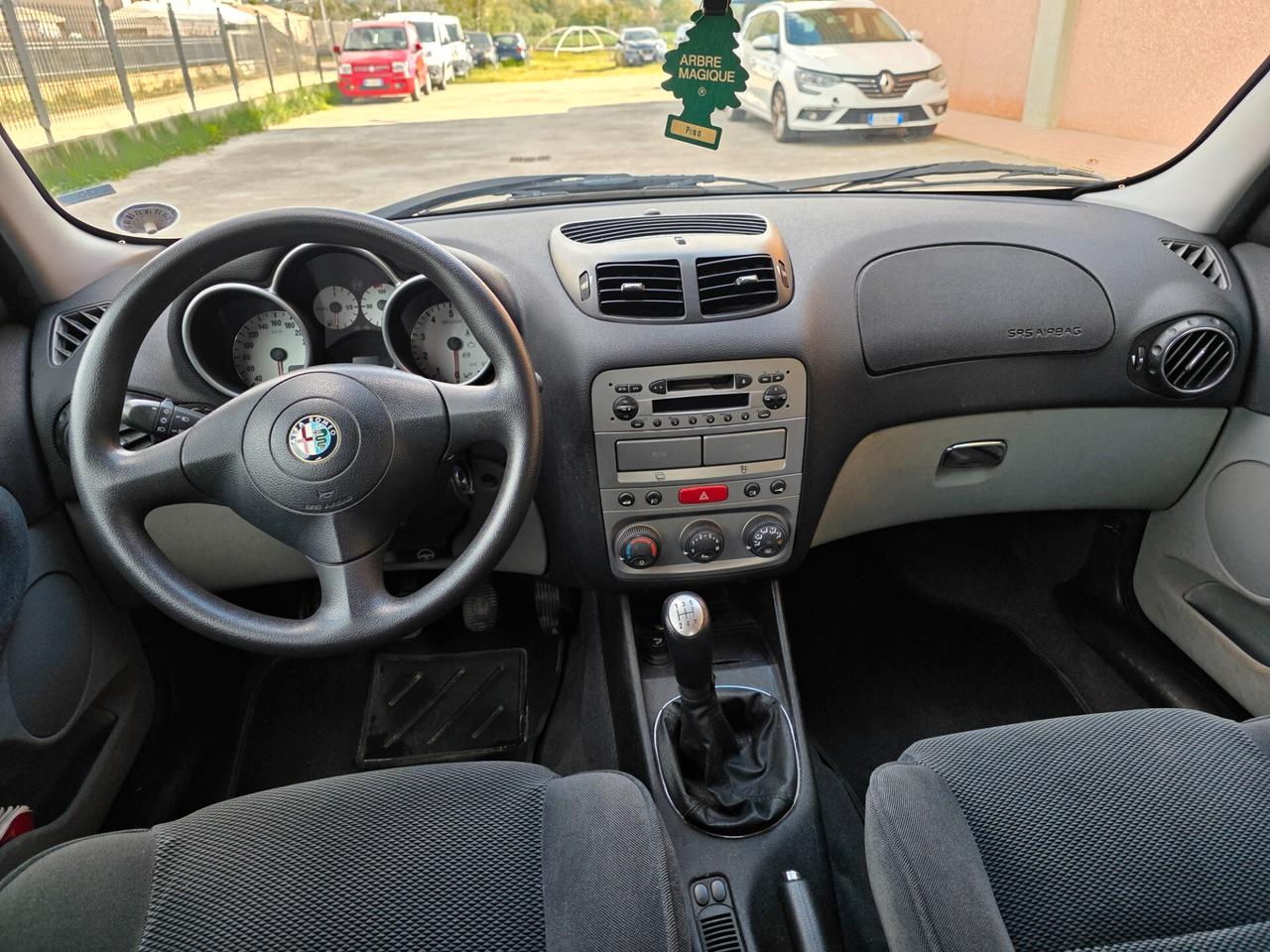 Alfa Romeo 147 1.6i 16V T.S. (105 CV) cat 5p. Dist.