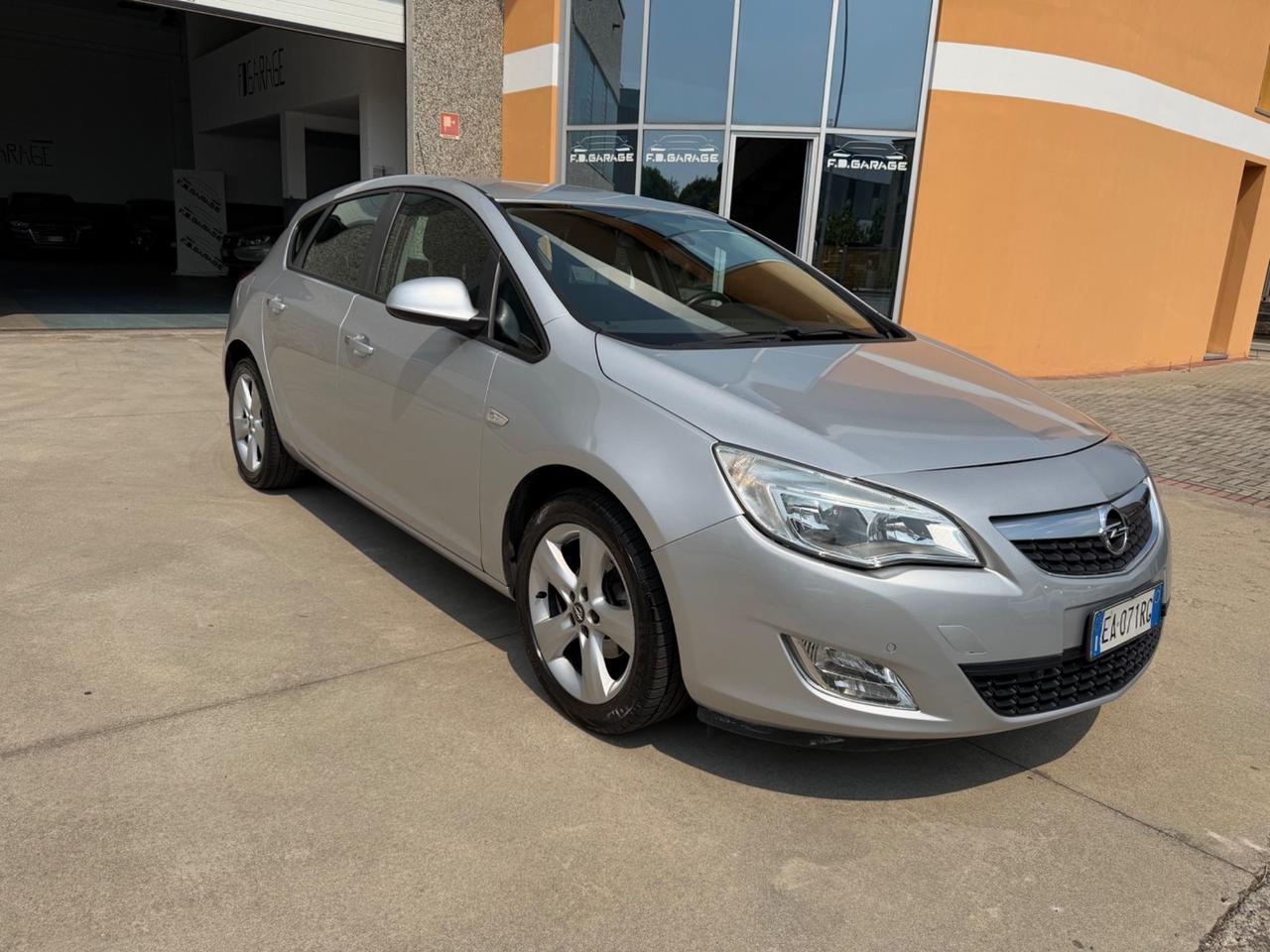 Opel Astra 1.4 Turbo 140CV 5 porte Elective