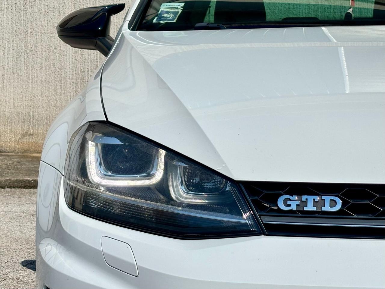 Volkswagen Golf GTD 2.0 TDI DSG 5p. Business BlueMotion Technology