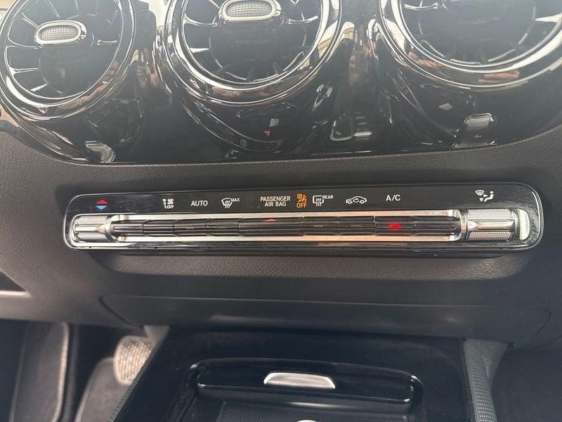 Mercedes-Benz GLA 180 Business Extra auto