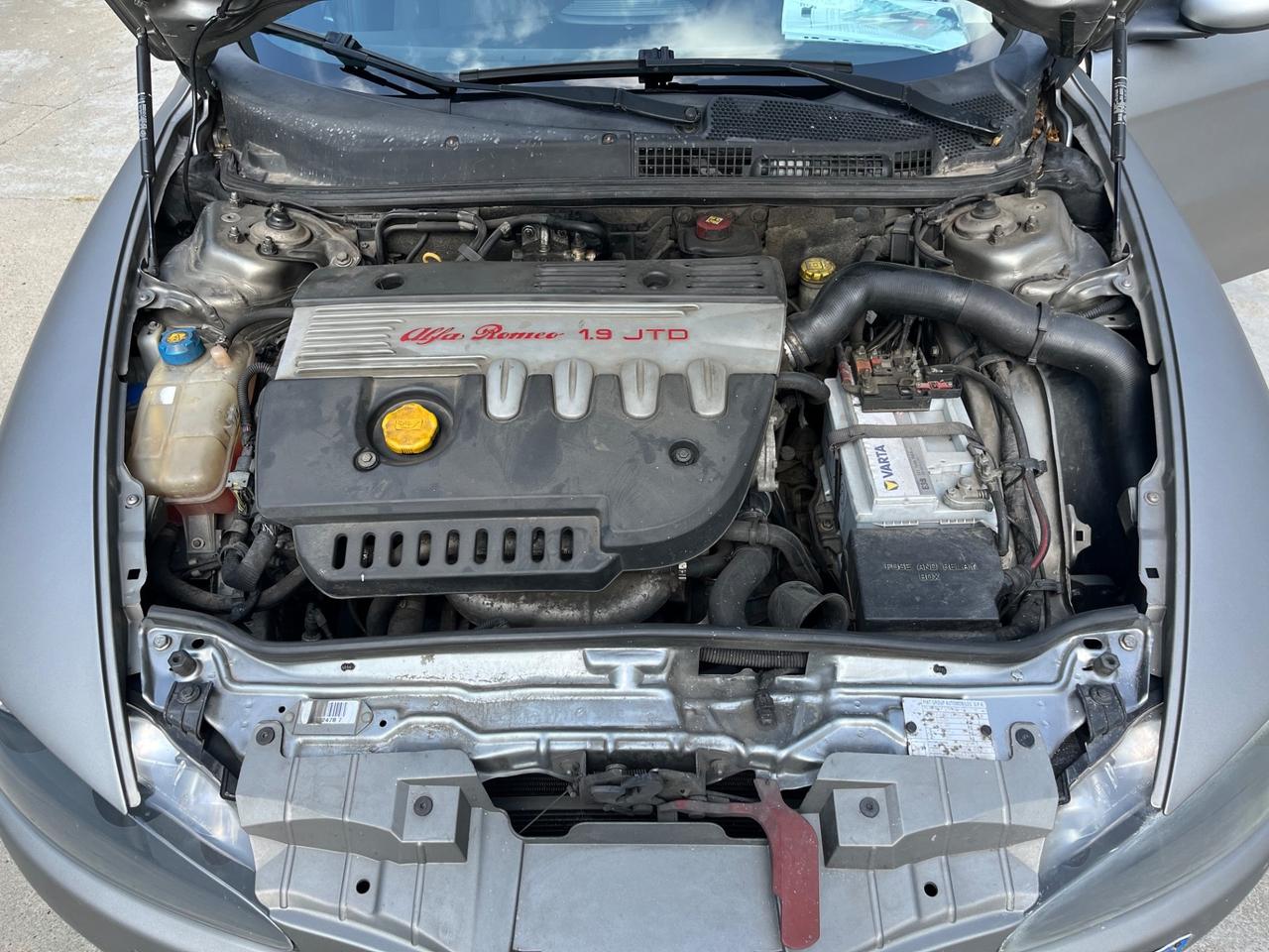 Alfa Romeo 147 1.9 JTD (120) 5 porte Exclusive OPACA