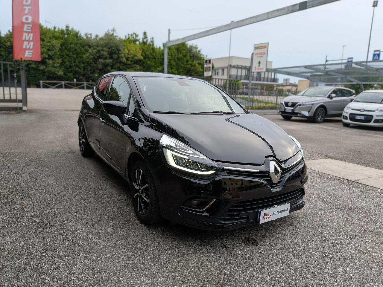 Renault Clio Moschino TCe 5 porte adatta a neopatentati