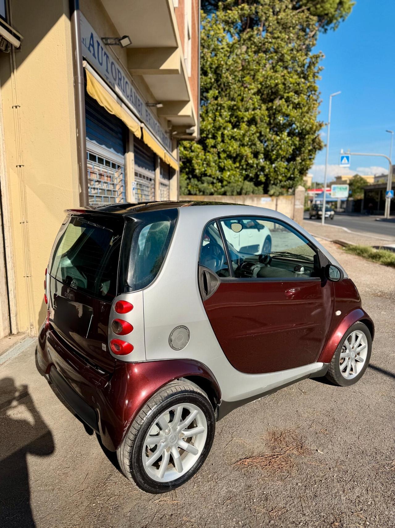 Smart ForTwo 700 coupé grandstyle (45 kW)