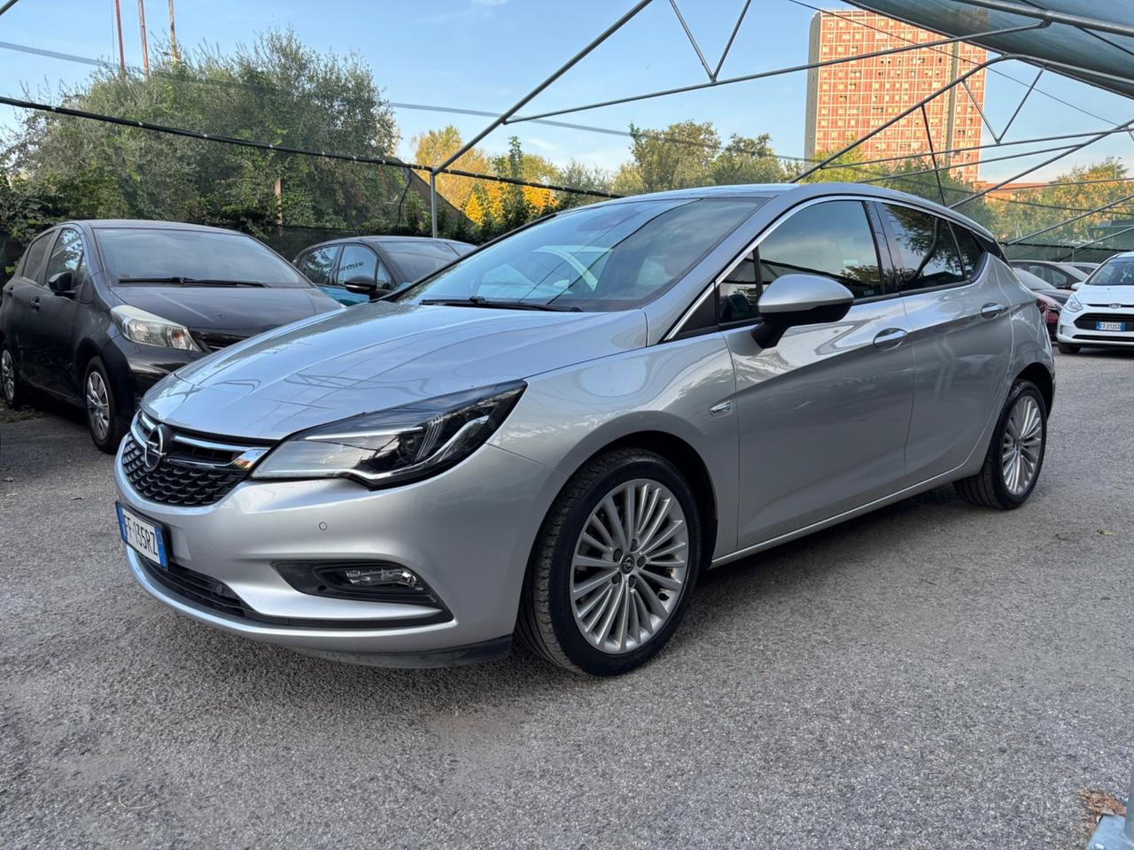 Opel Astra 1.6 CDTi 110CV 5 porte Innovation OK NEOPATENTATI