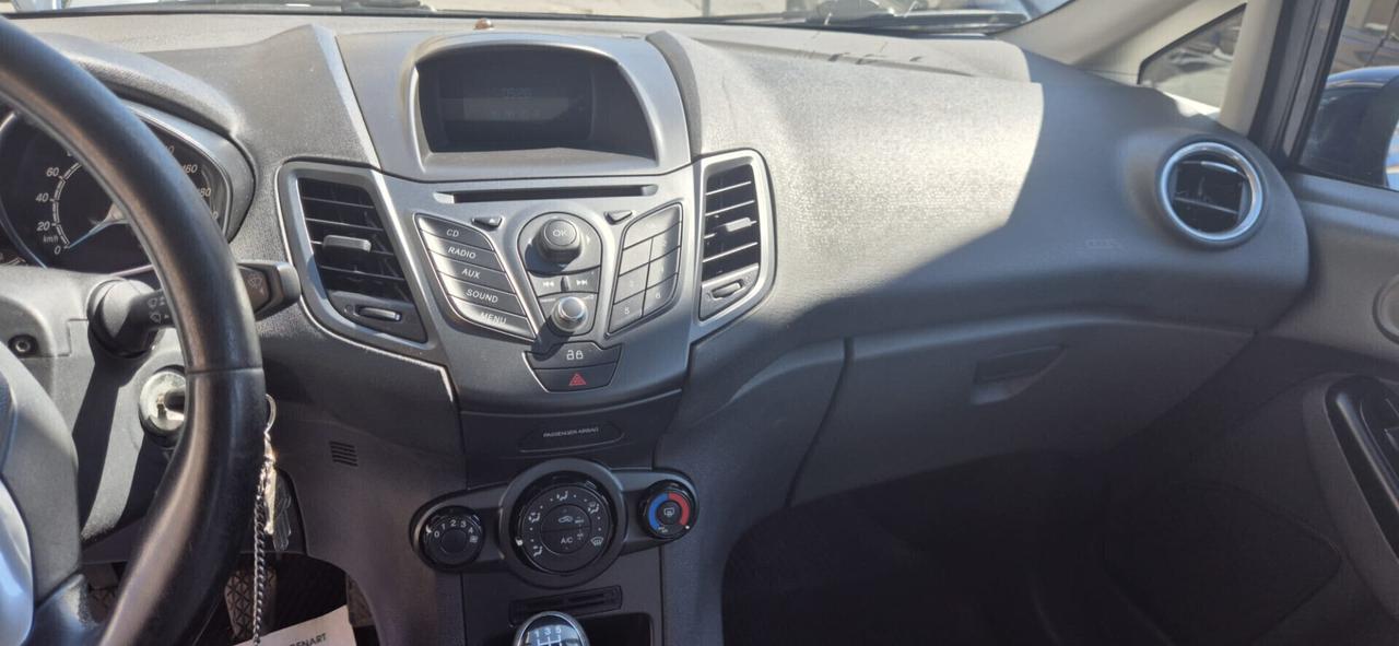 Ford Fiesta 1.4 3p. Bz.- GPL Titanium 2013 USATO