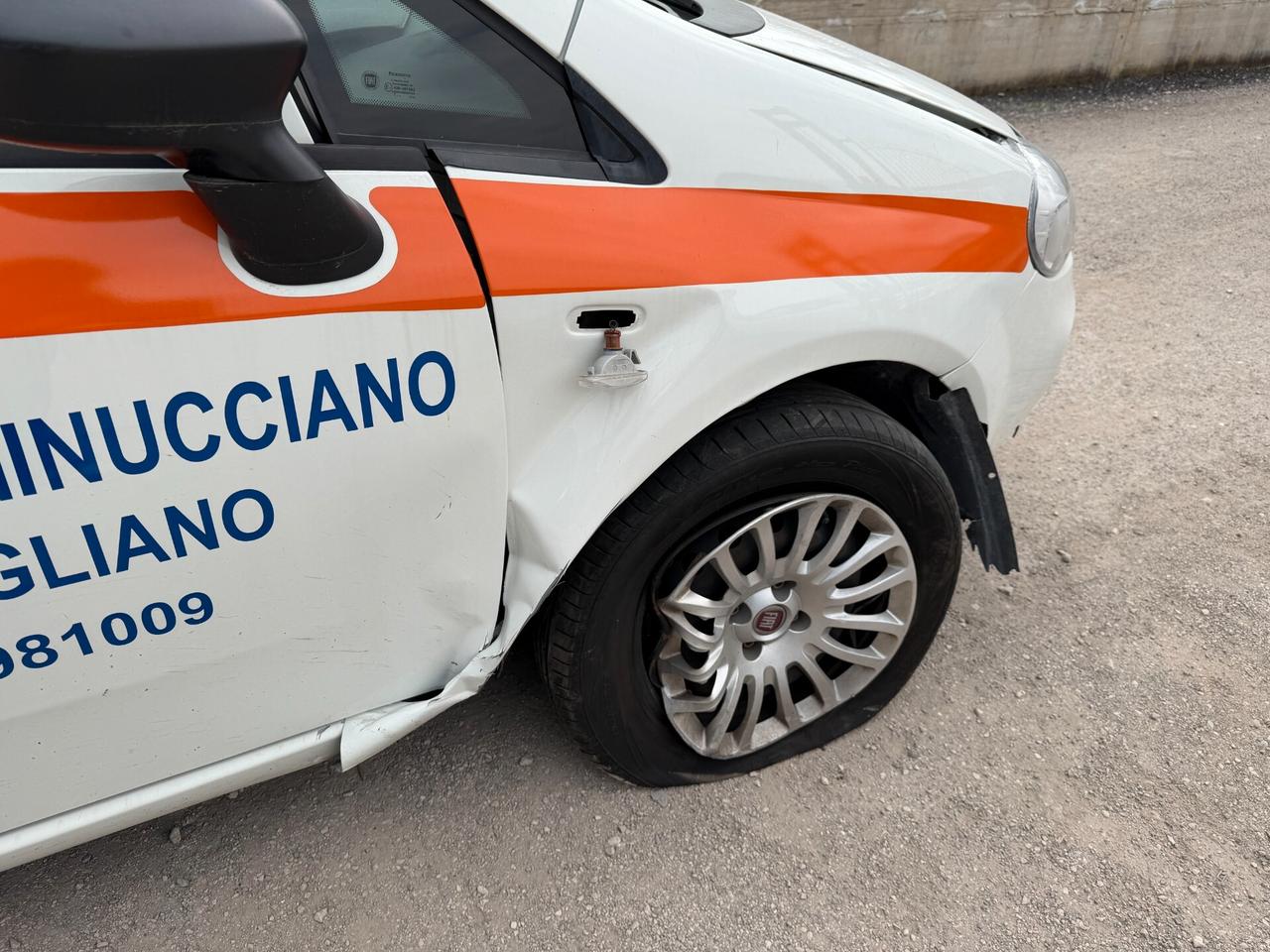 FIAT PUNTO ANNO 2017 1.3 MJT 95 CV *SINISTRATA